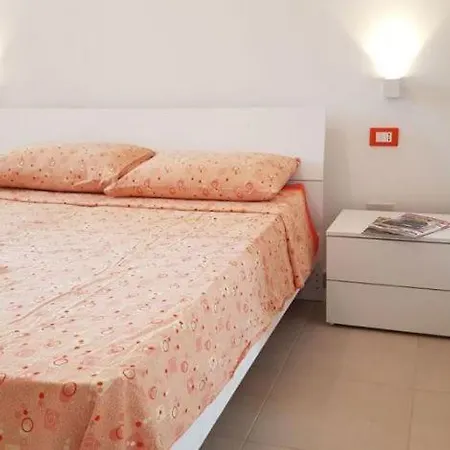 Dom wakacyjny Trilocale Al Primo Piano 4 E 6 Posti Vicino Mare *