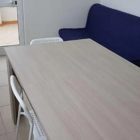 Trilocale Al Primo Piano 4 e 6 Posti Vicino Mare Casa vacanze